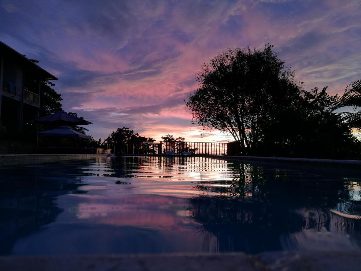 Punta Duarte Garden Inn Los Duarte Buitenkant foto