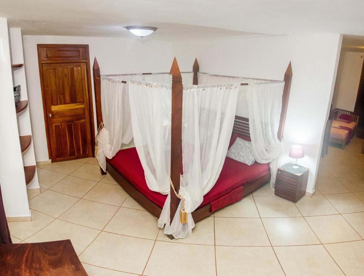 Punta Duarte Garden Inn Los Duarte Buitenkant foto