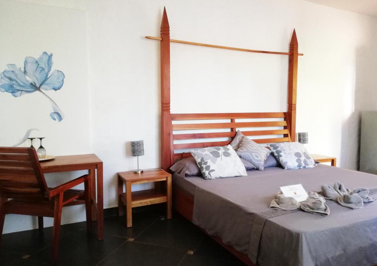Punta Duarte Garden Inn Los Duarte Buitenkant foto